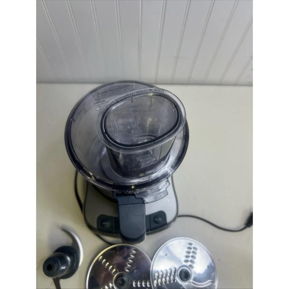 CUISINART FP-8 series 8 Cup Food Processor Grey